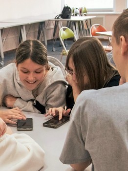 Игра «Окружающий мир и всё вокруг него»